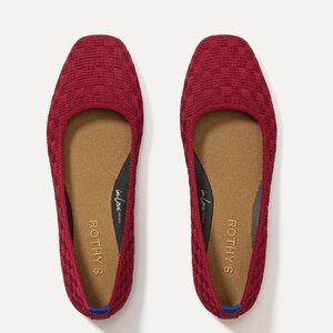 Rothy's Max Square in Ruby. NWT